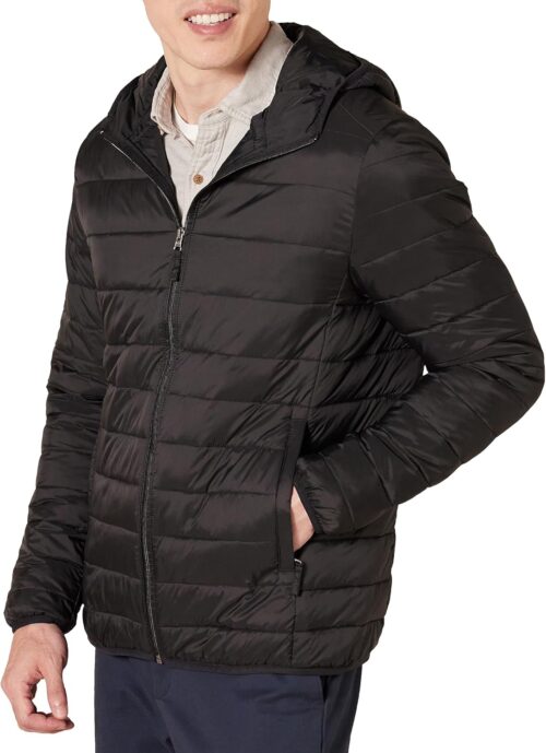 Amazon Essentials Men’s Lightweight Water-Resistant Packable Hooded Puffer Jacket